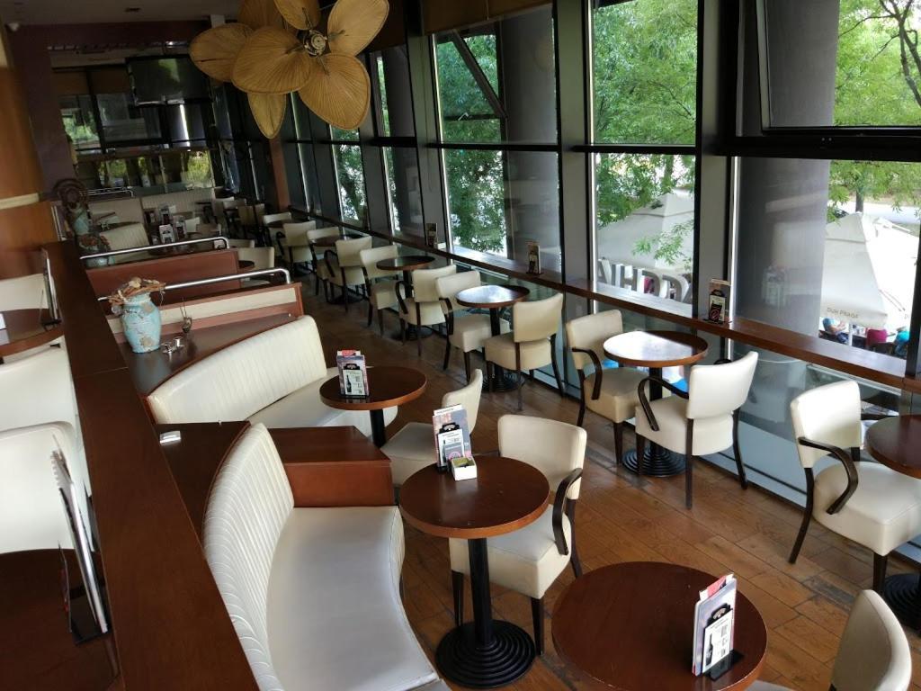 Spacious Studio Park City 诺威萨 外观 照片