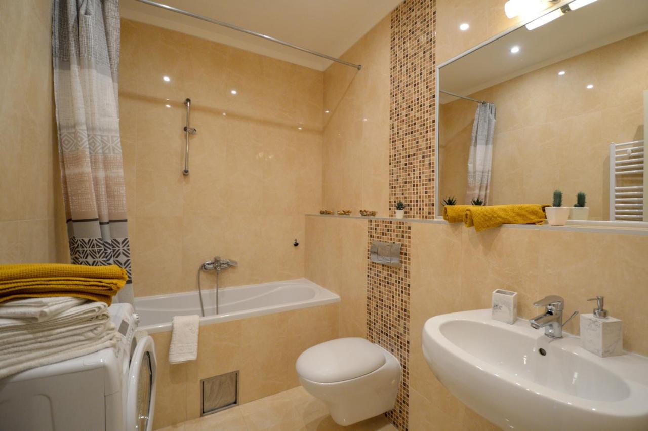 Spacious Studio Park City 诺威萨 外观 照片